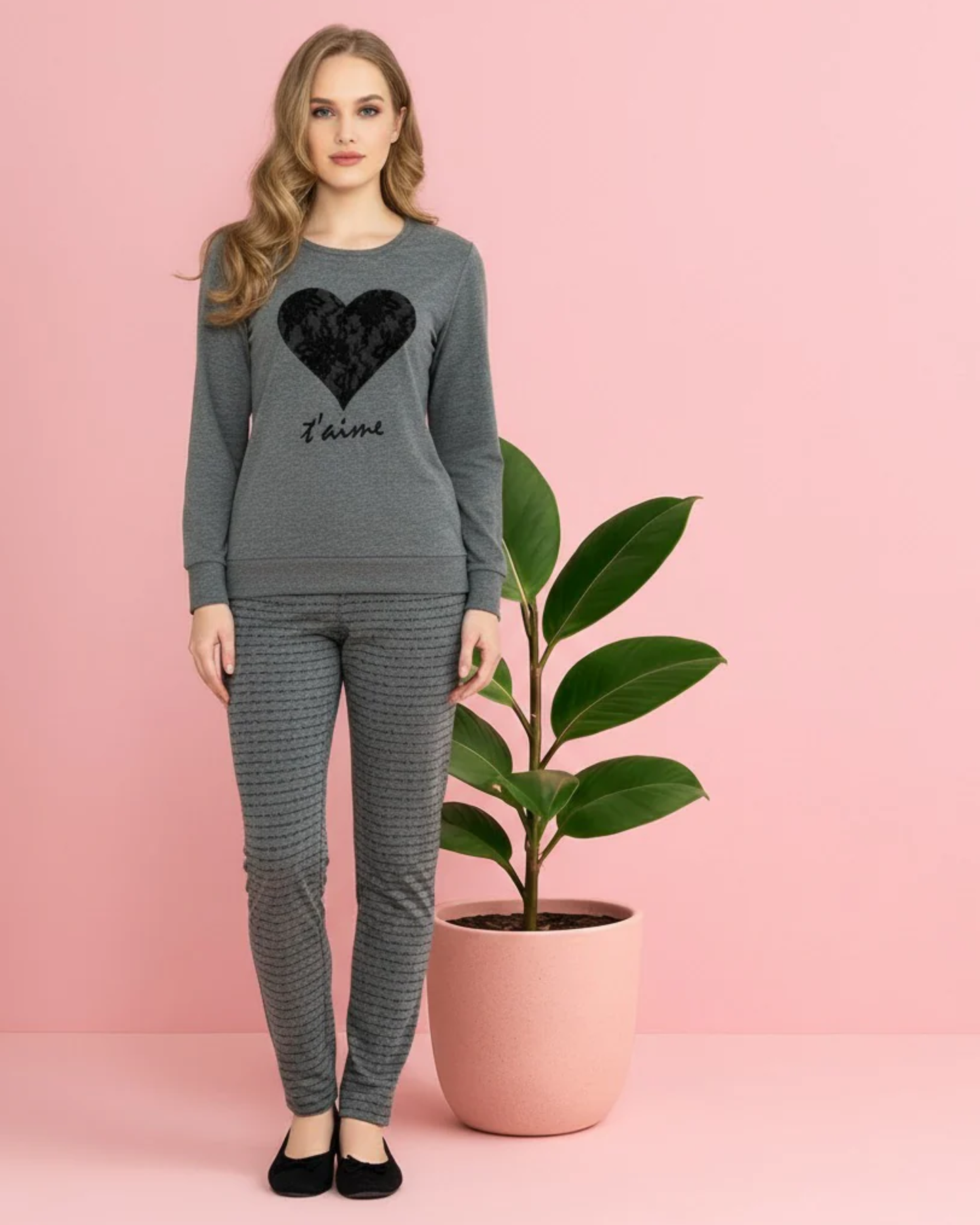 Women's "J'aime" Heart Graphic Nightwear Set – Charcoal Grey Long Sleeve Lounge Set