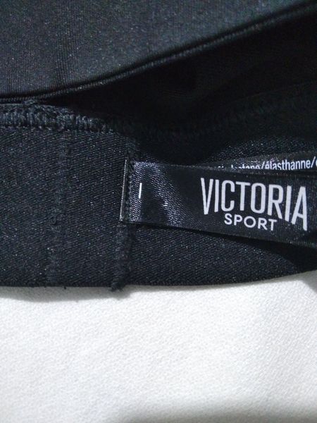 Victoria Secret Victoria Sports. SpellOut Wire Fee Bra SZ Medium Black White