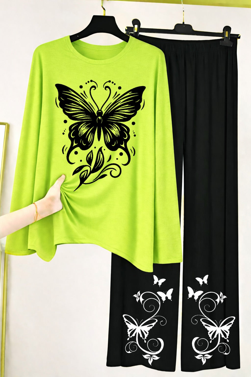 Butterfly Graphic Long-Sleeve Top & Wide-Leg Lounge Pants Set