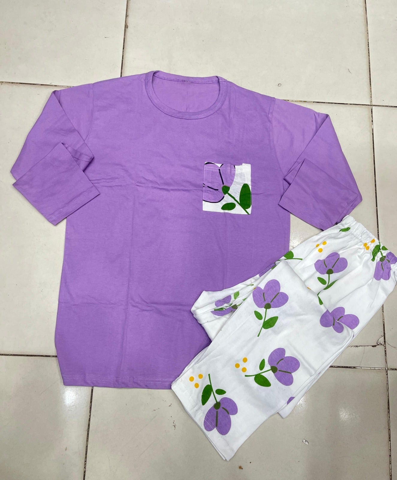 Women's Lavender Floral 2-Piece Nightwear Set – Long Sleeve Pocket Tee & Matching Printed Pajamas
