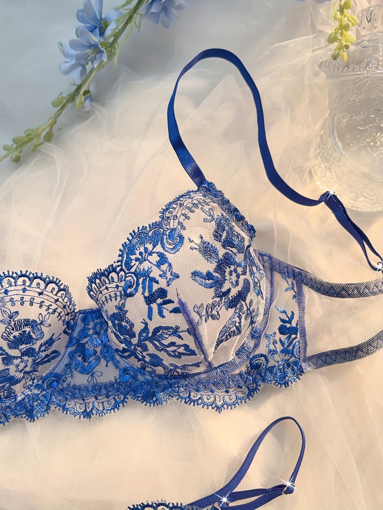 Blue European Style Floral Embroidery Lingerie Set, Single-Layer Sheer Bra and Thong Panties with Breathable Underwire Bra